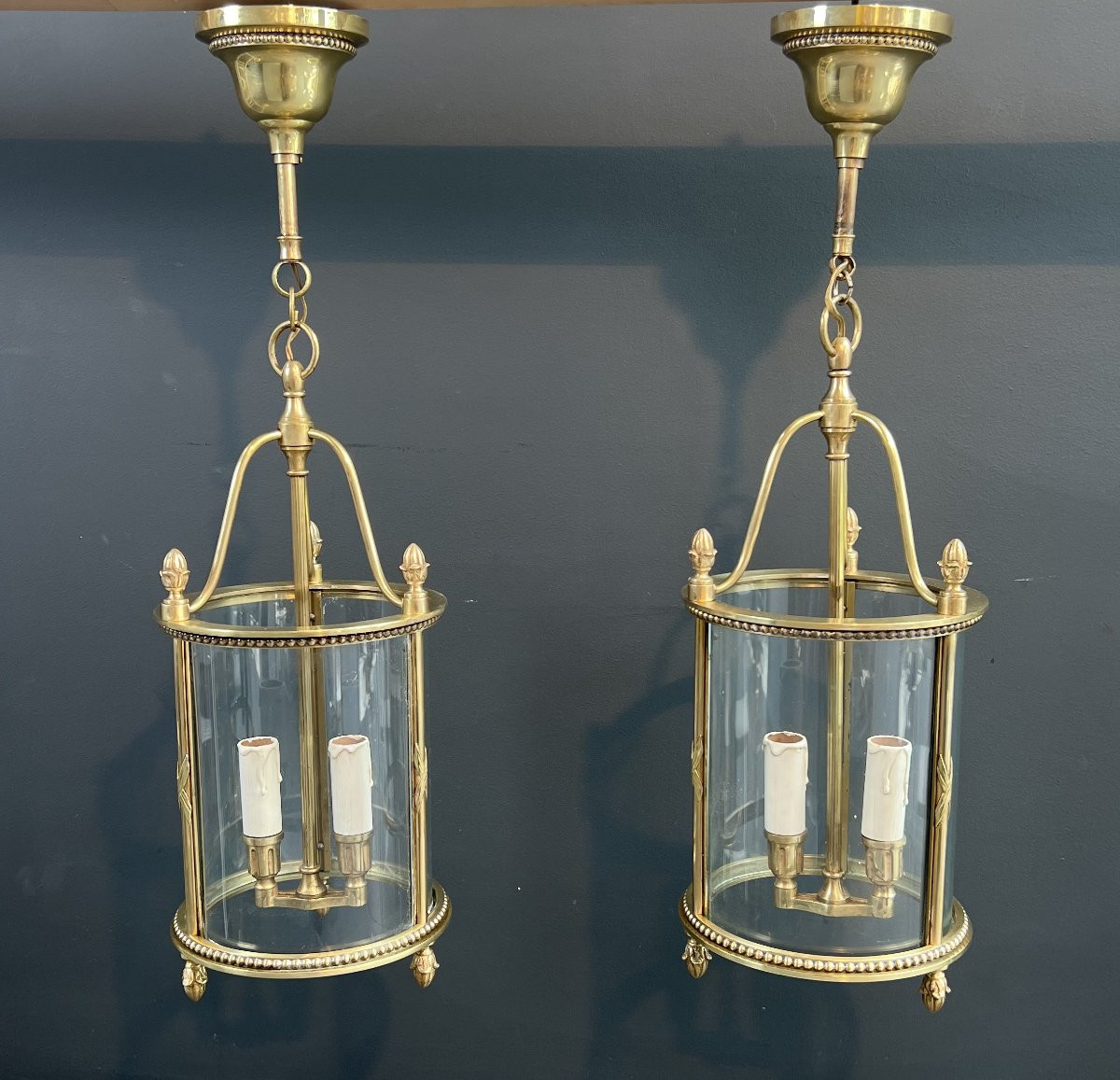 Rare Set Of 4 Neoclassical Style Bronze Round Lanterns. French Work Attributed To Maison Jansen-photo-1