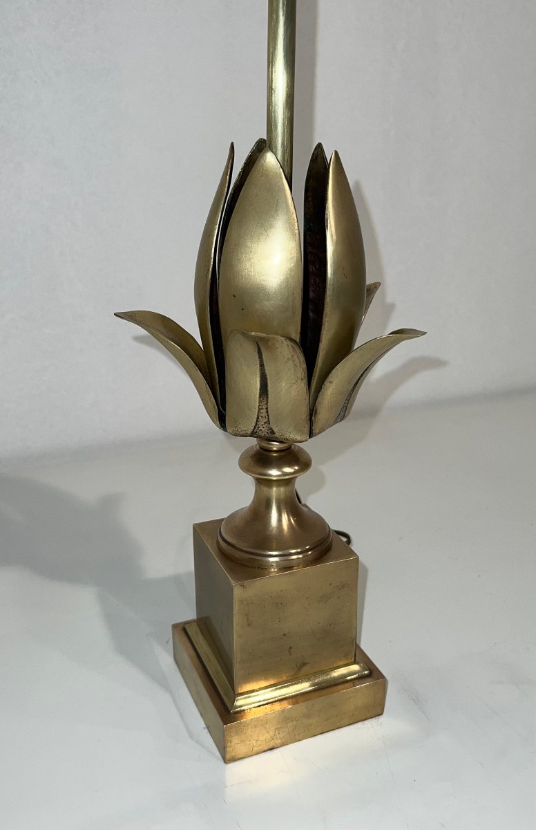 Lampe fleur en laiton. Travail Français dans le Goût de la Maison Charles. Vers 1970-photo-3