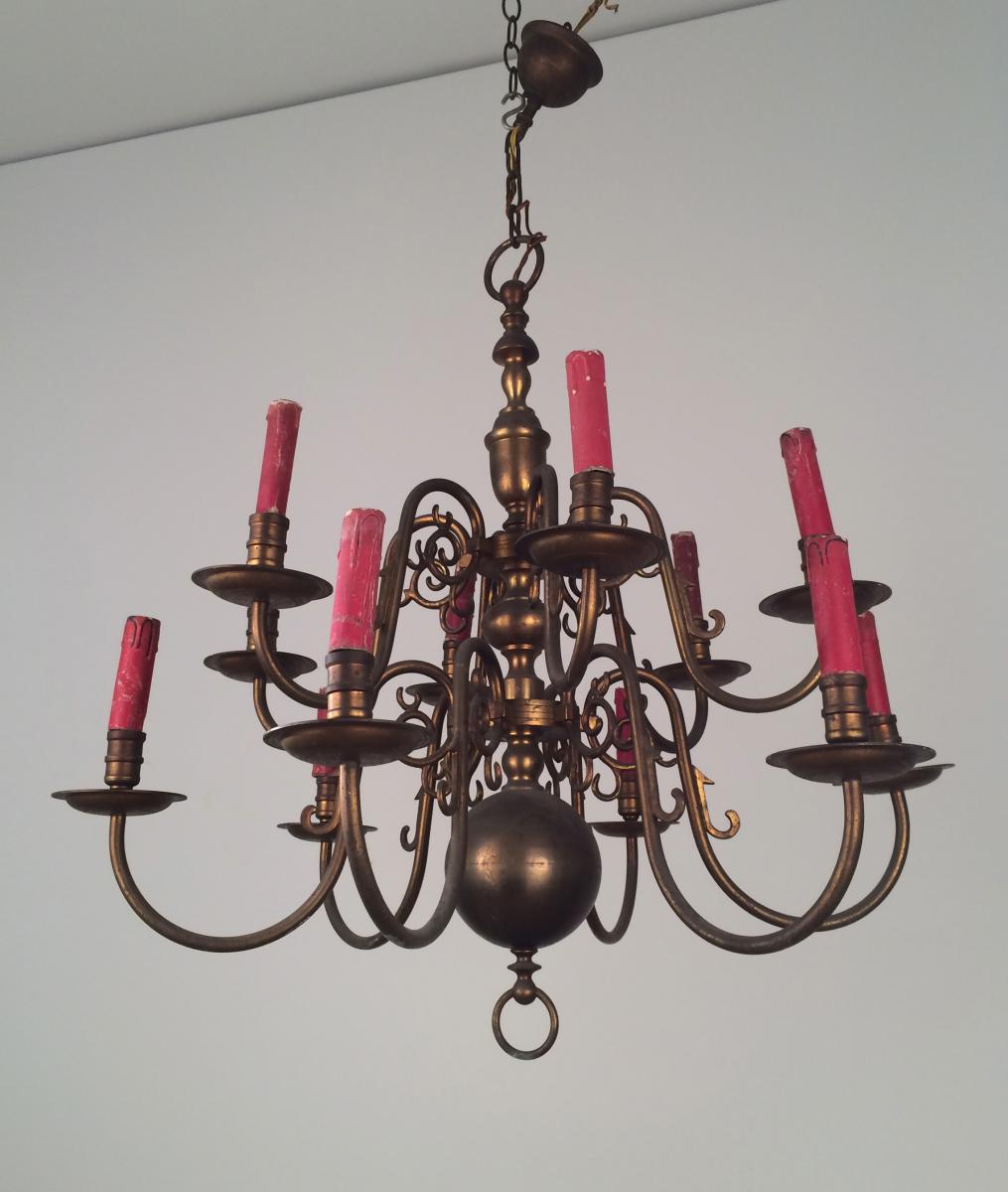 Lustre De Style Hollandais En Bronze Et Laiton Vers 1920.