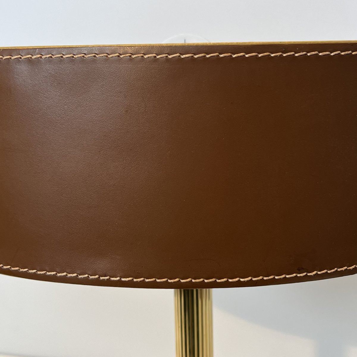 Lampe de Bureau en Cuir Marron et Laiton dans le Goût de Jacques Adnet-photo-3