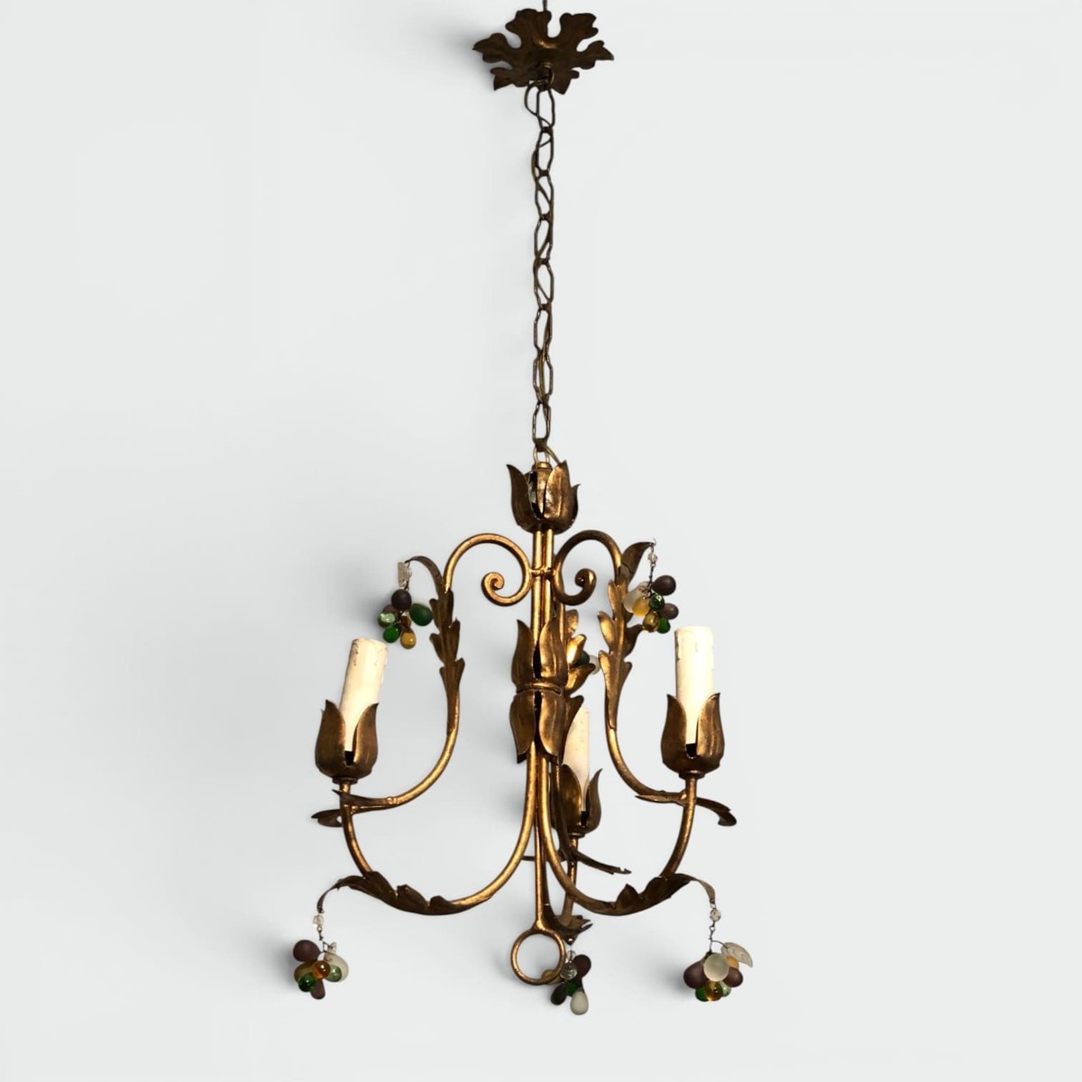 Pair Of Gilt Metal Chandeliers With Foliage And Coloured Glass Grape Clusters, Four Arms. Itali-photo-3