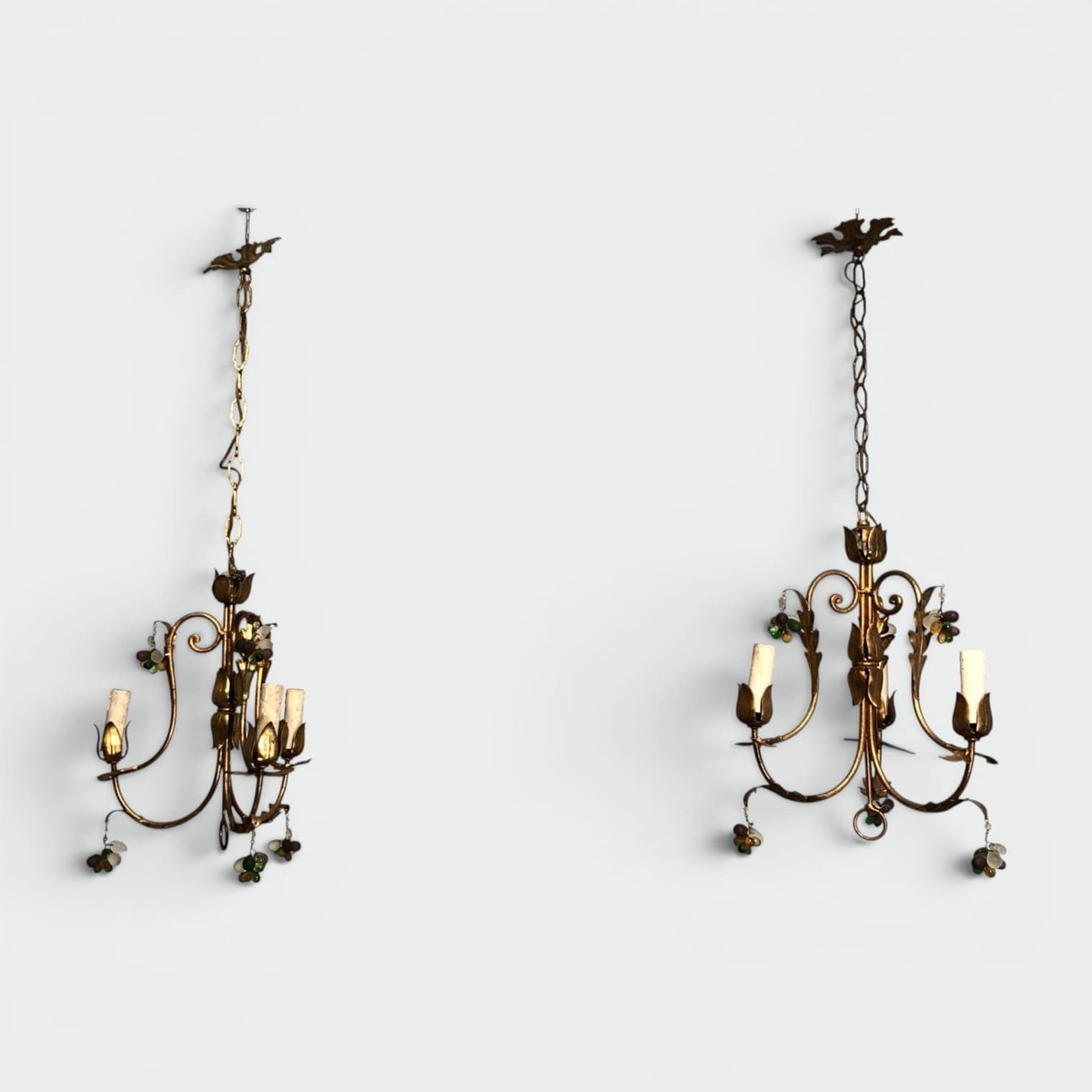 Pair Of Gilt Metal Chandeliers With Foliage And Coloured Glass Grape Clusters, Four Arms. Itali-photo-8
