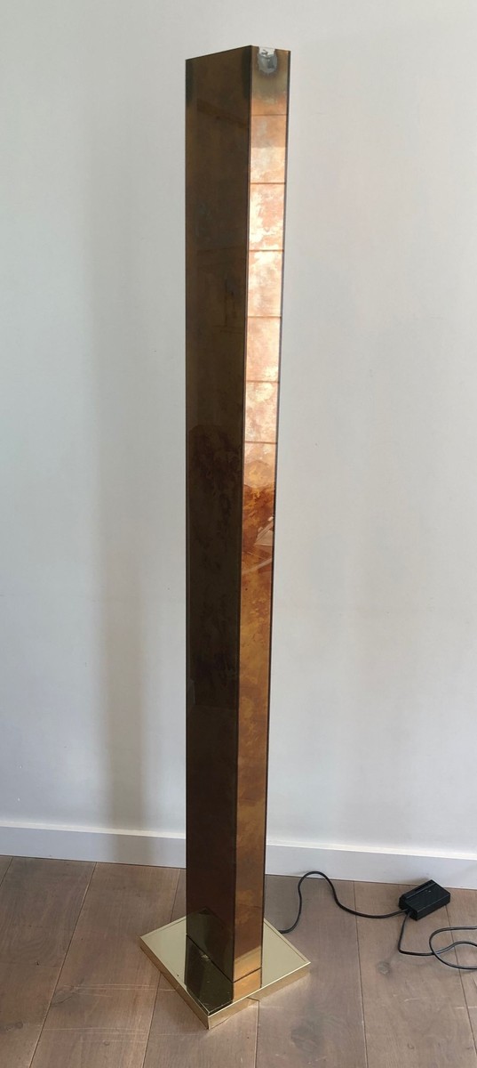 Gilt Lucite And Gilt Metal Floor Lamp, Italian Work, Circa 1970-photo-4
