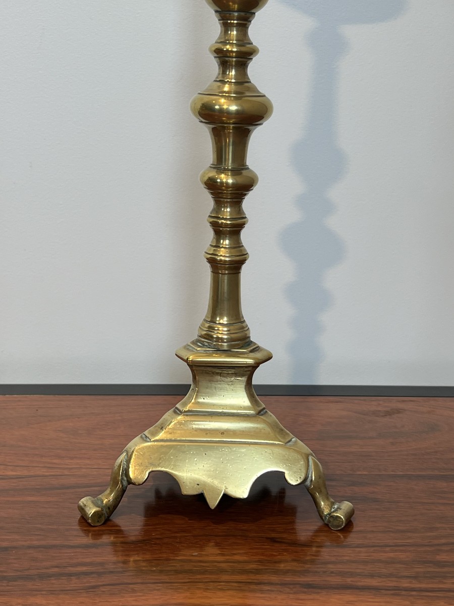 Pair Of Large Brass Altar Pricket Candlesticks With A Baluster Shaft And A Tripod Base. French -photo-3