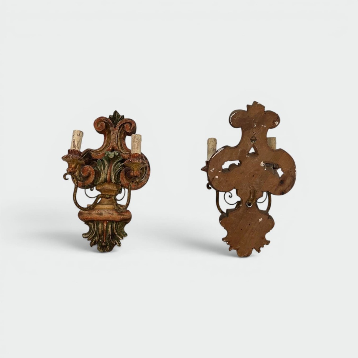 Pair Of Wall Lights In Polychrome Carved Wood With A Vase And Acanthus. Iron Arms. Italian Work-photo-4