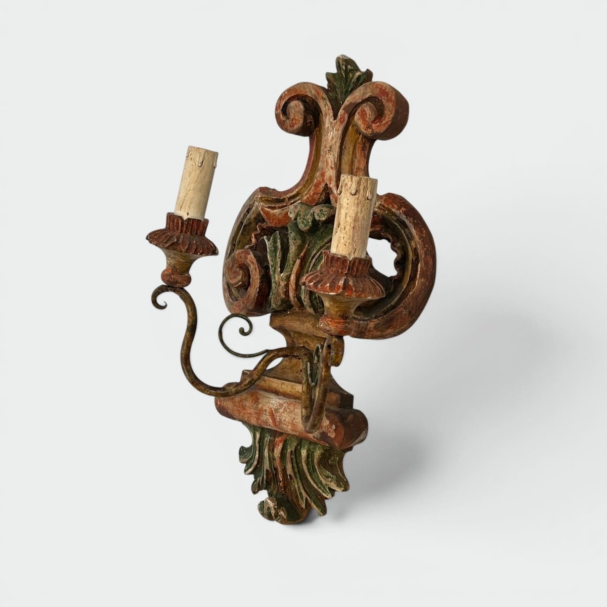 Pair Of Wall Lights In Polychrome Carved Wood With A Vase And Acanthus. Iron Arms. Italian Work-photo-1