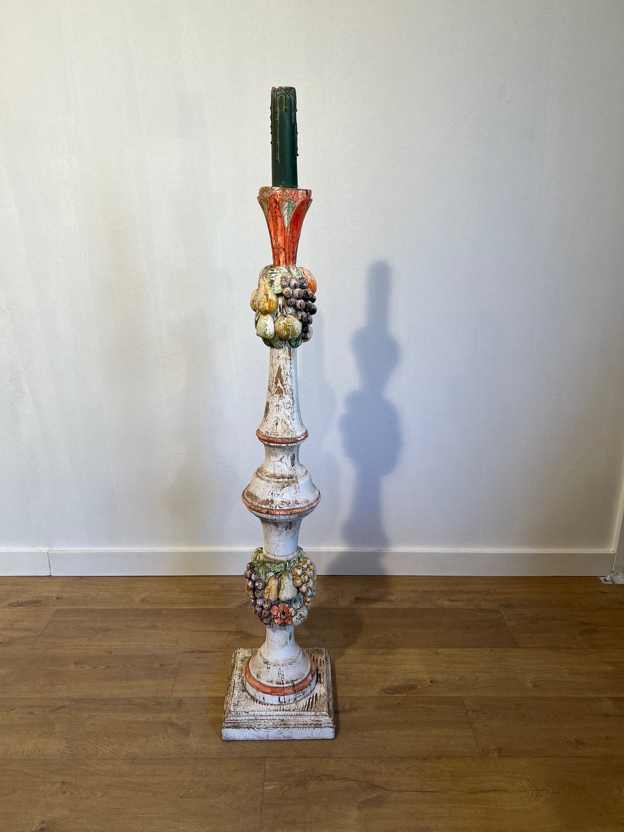 Baluster Floor Lamp In Polychrome Carved Wood With Clusters Of Fruit. Italian Work. Circa 1950-photo-1