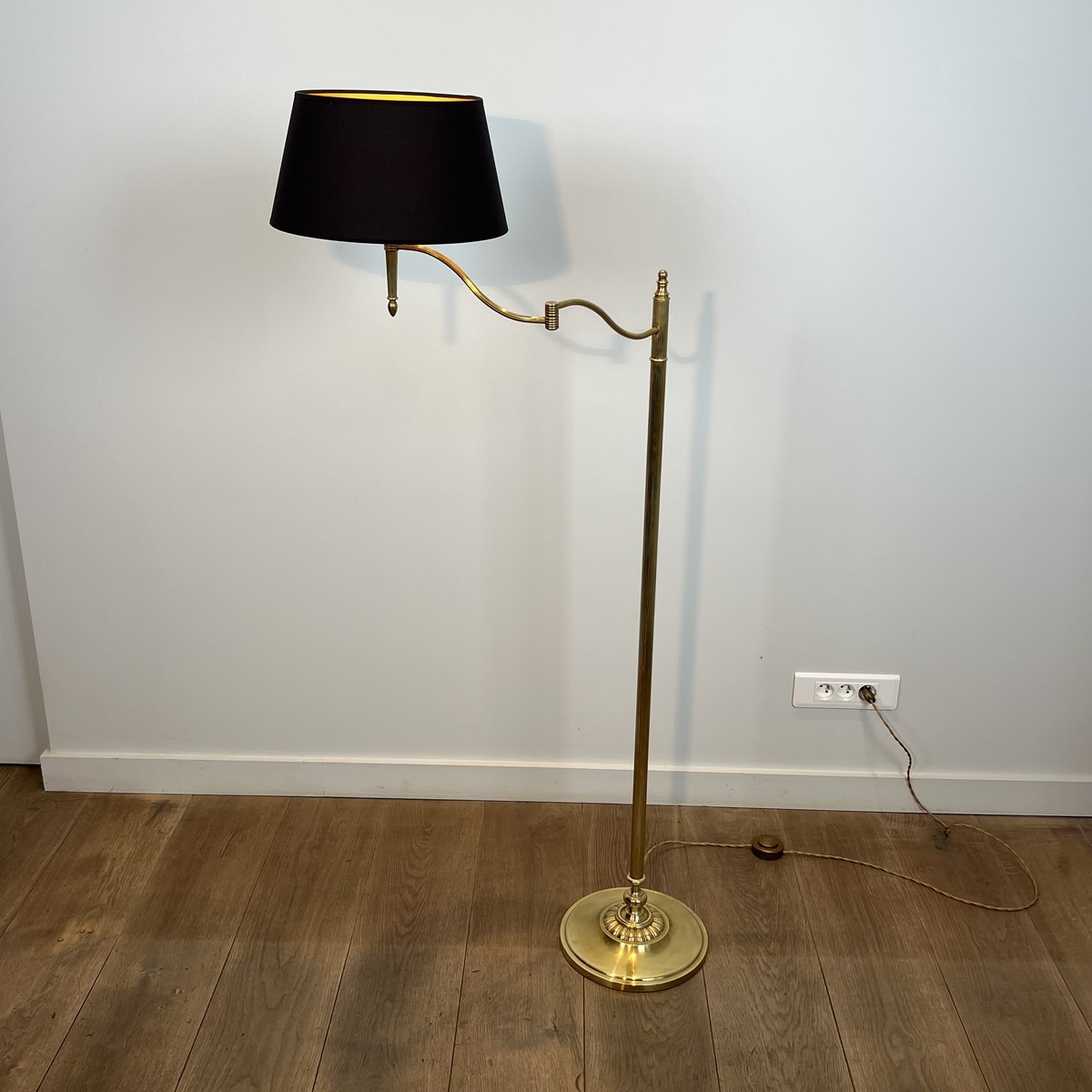 Floor Reading Lamp With Adjustable Arm In Gilt Brass. Neoclassical Style. French Work. Circa 19-photo-1