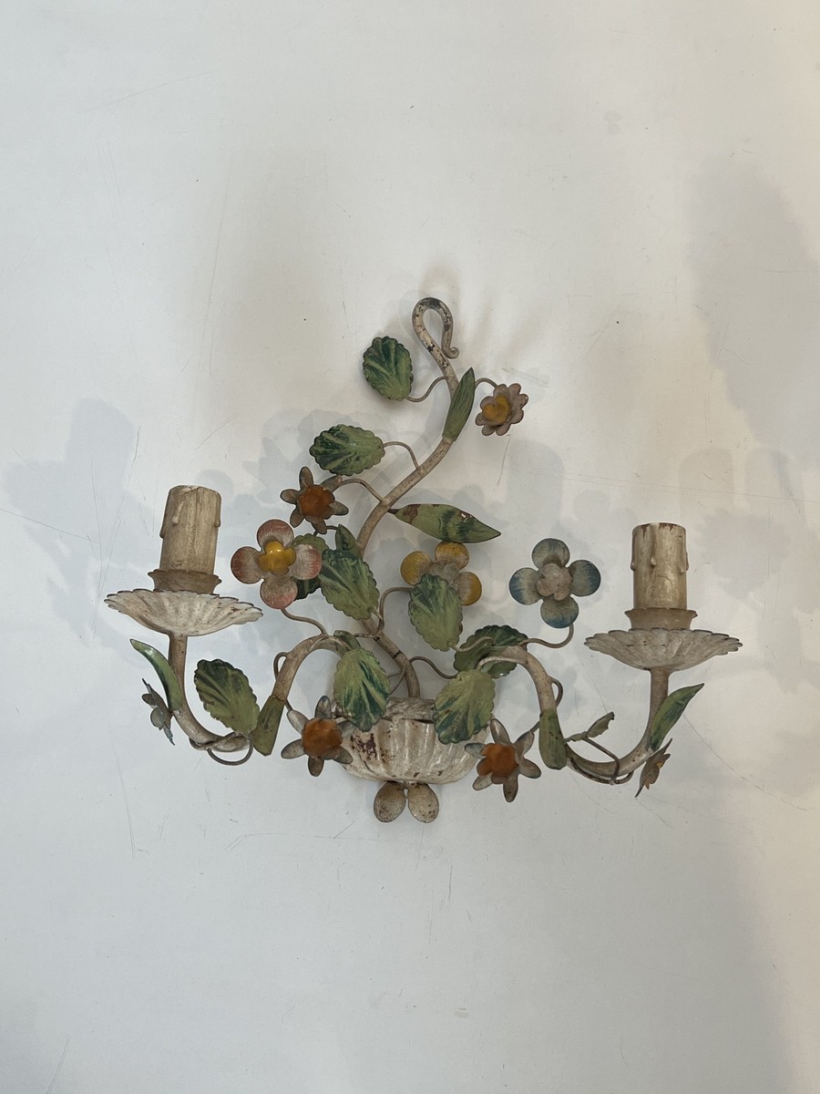 Paire d'Appliques au Panier Fleuri en Tôle Peinte. Travail Italien. Vers 1950-photo-4