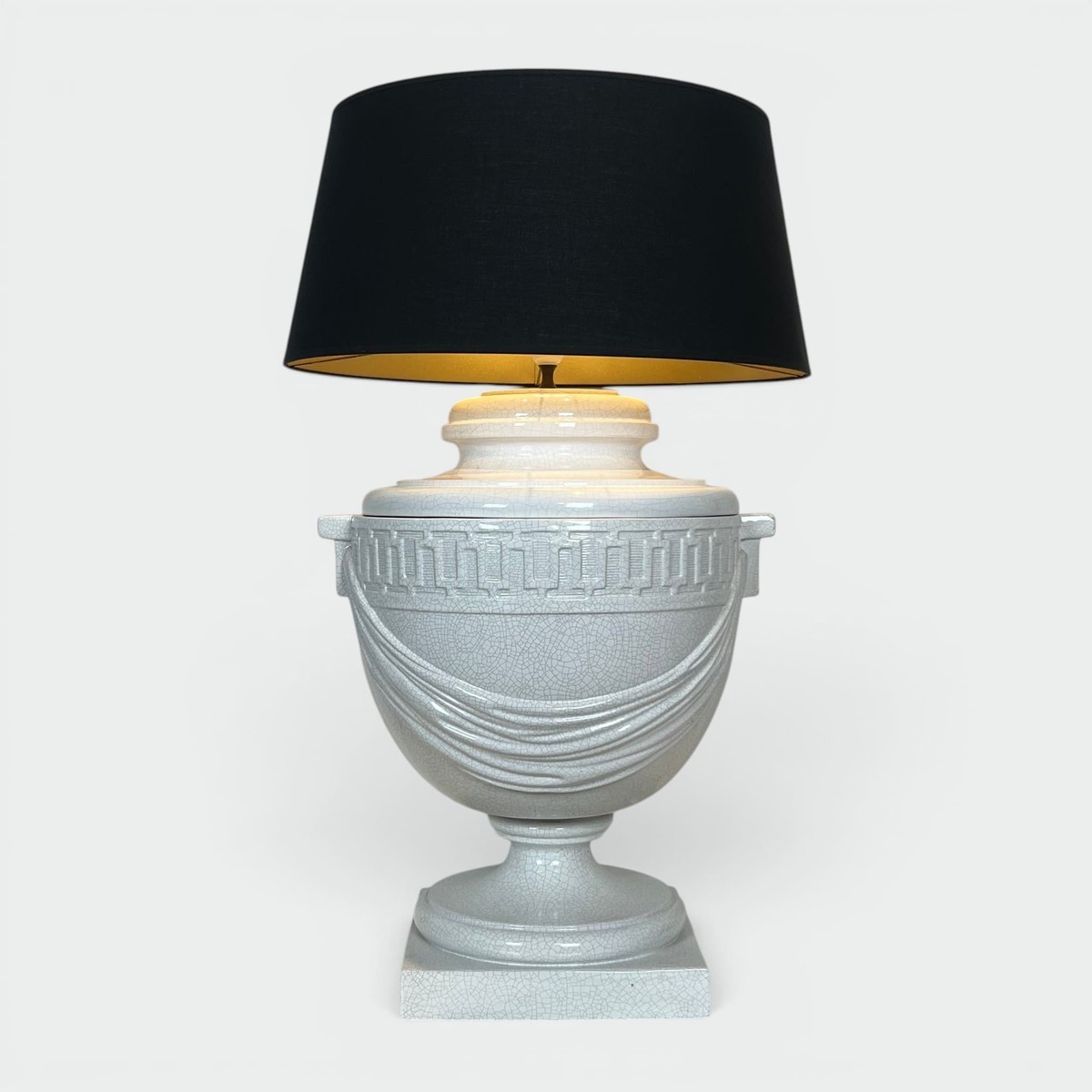 Large White Crackle-glazed Ceramic Urn Lamp With Drapery And A Greek Frieze. Neoclassical Style-photo-3