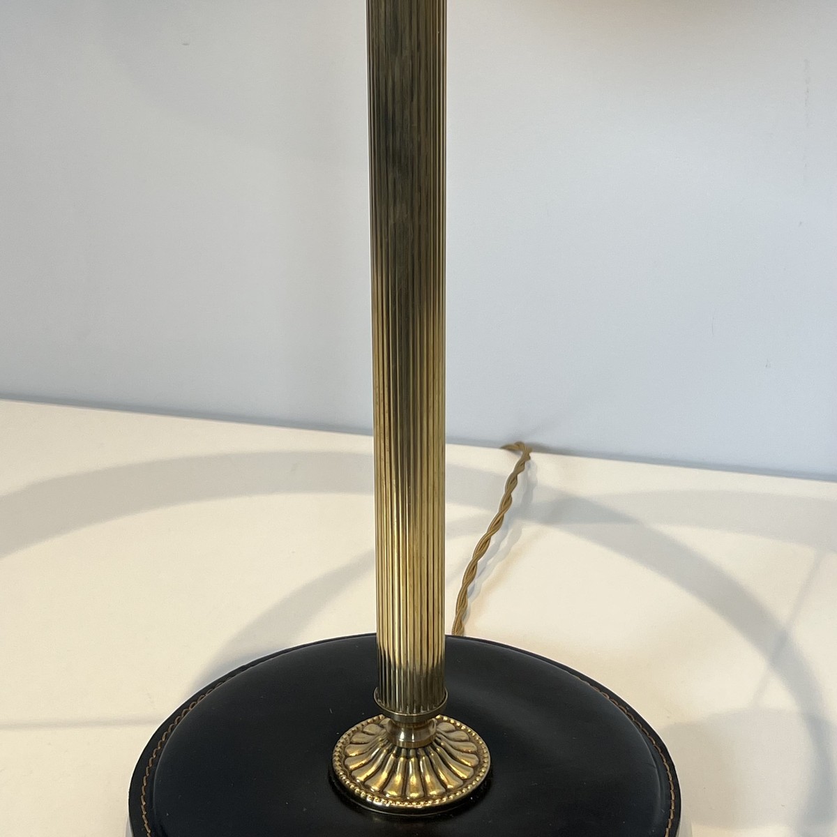 Table Lamp In Black Saddle-stitched Leather And Gilt Brass. In The Style Of Jacques Adnet. Circ-photo-6