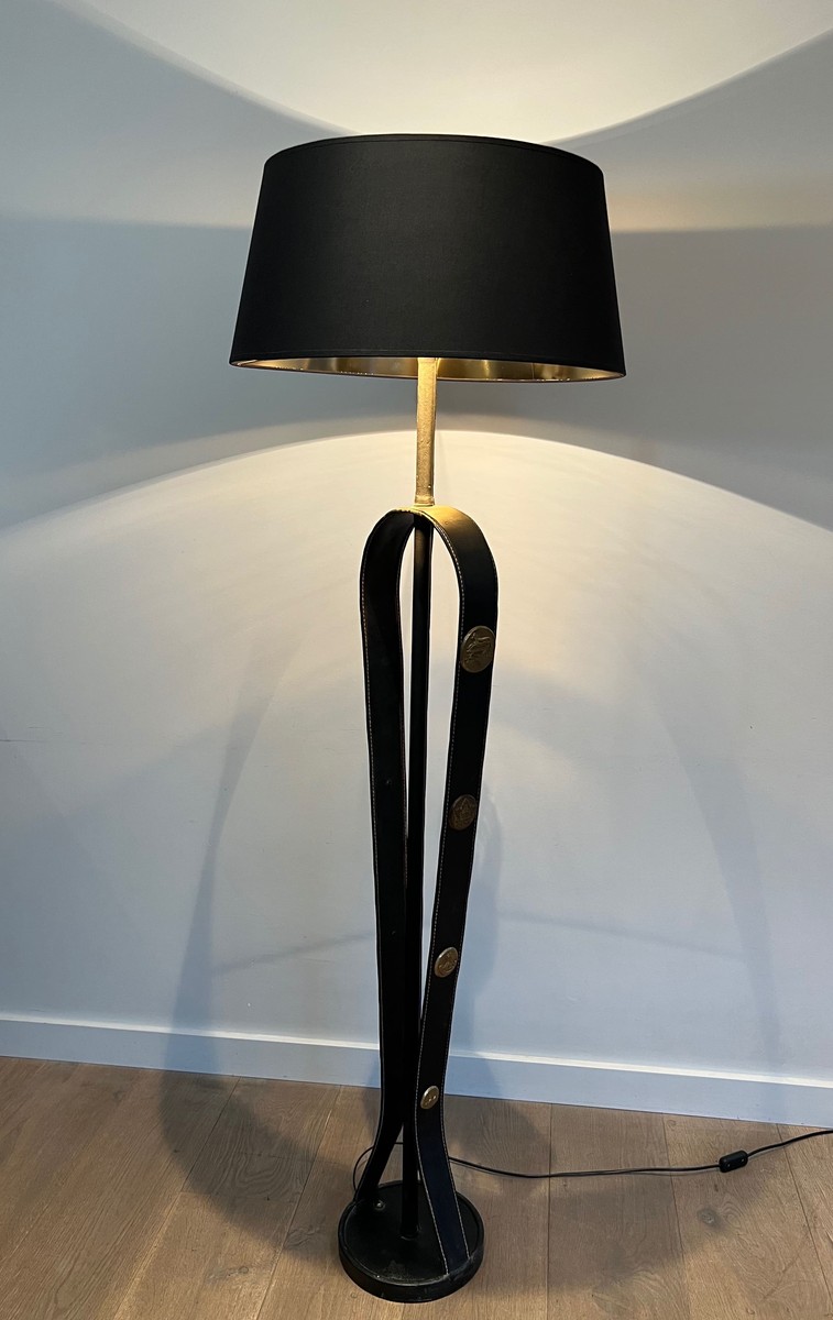 Floor Lamp In Black Saddle-stitched Leather With Brass Equestrian Medallions. Jacques Adnet. Ci-photo-2