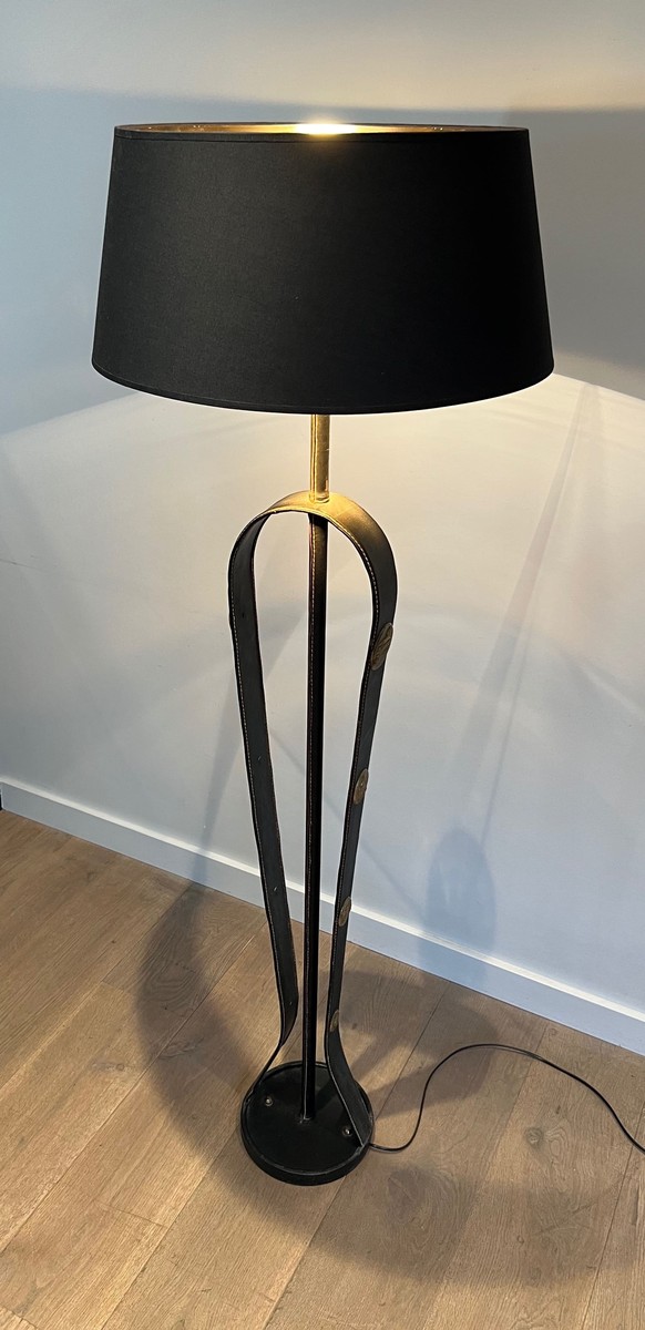 Floor Lamp In Black Saddle-stitched Leather With Brass Equestrian Medallions. Jacques Adnet. Ci-photo-3