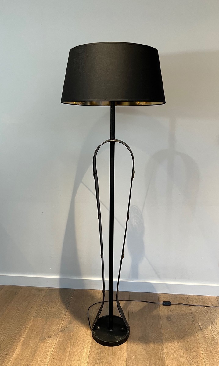 Floor Lamp In Black Saddle-stitched Leather With Brass Equestrian Medallions. Jacques Adnet. Ci-photo-4