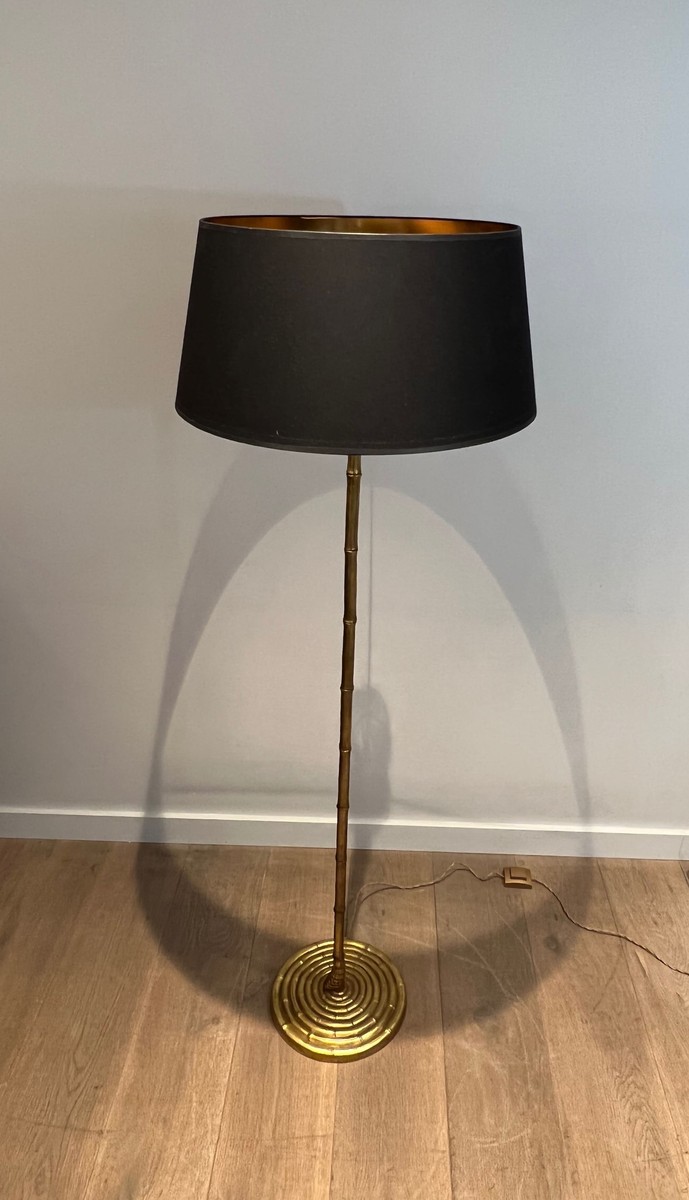 Lampadaire Faux Bambou en Bronze Doré. Base Circulaire. Travail Français Maison Baguès. Vers 19-photo-4