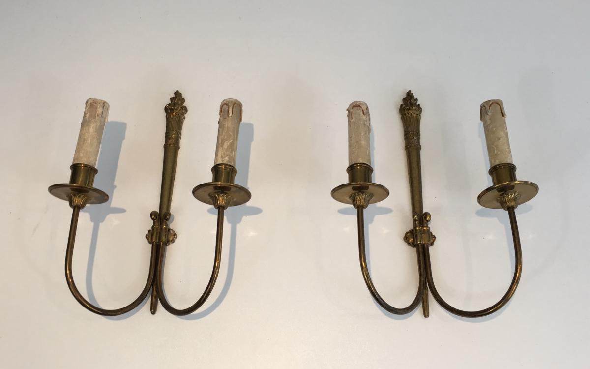Suite Of Four Neoclassical Wall Sconces In Bronze.-photo-4