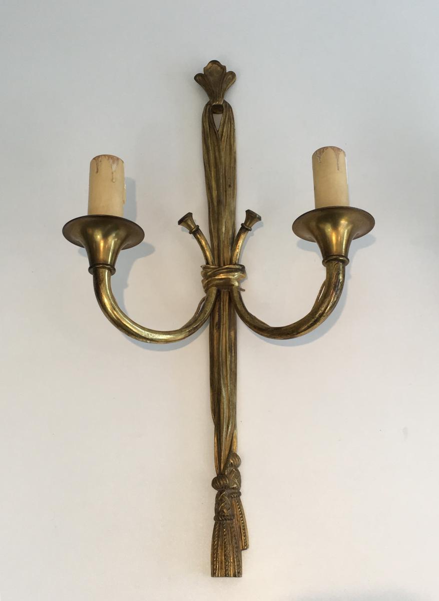 Important Pair Of Louis XVI Style Bronze Wall Sconces With Bows And Ribbons.-photo-4