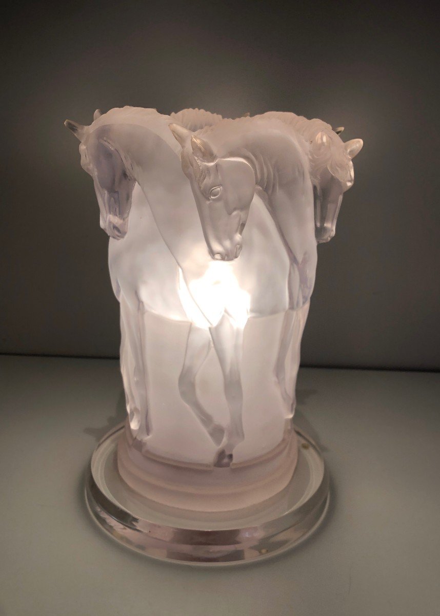 Lucite Horses Table Lamp. French Work,  In The Style Of Maison Lalique. Circa 1970-photo-4