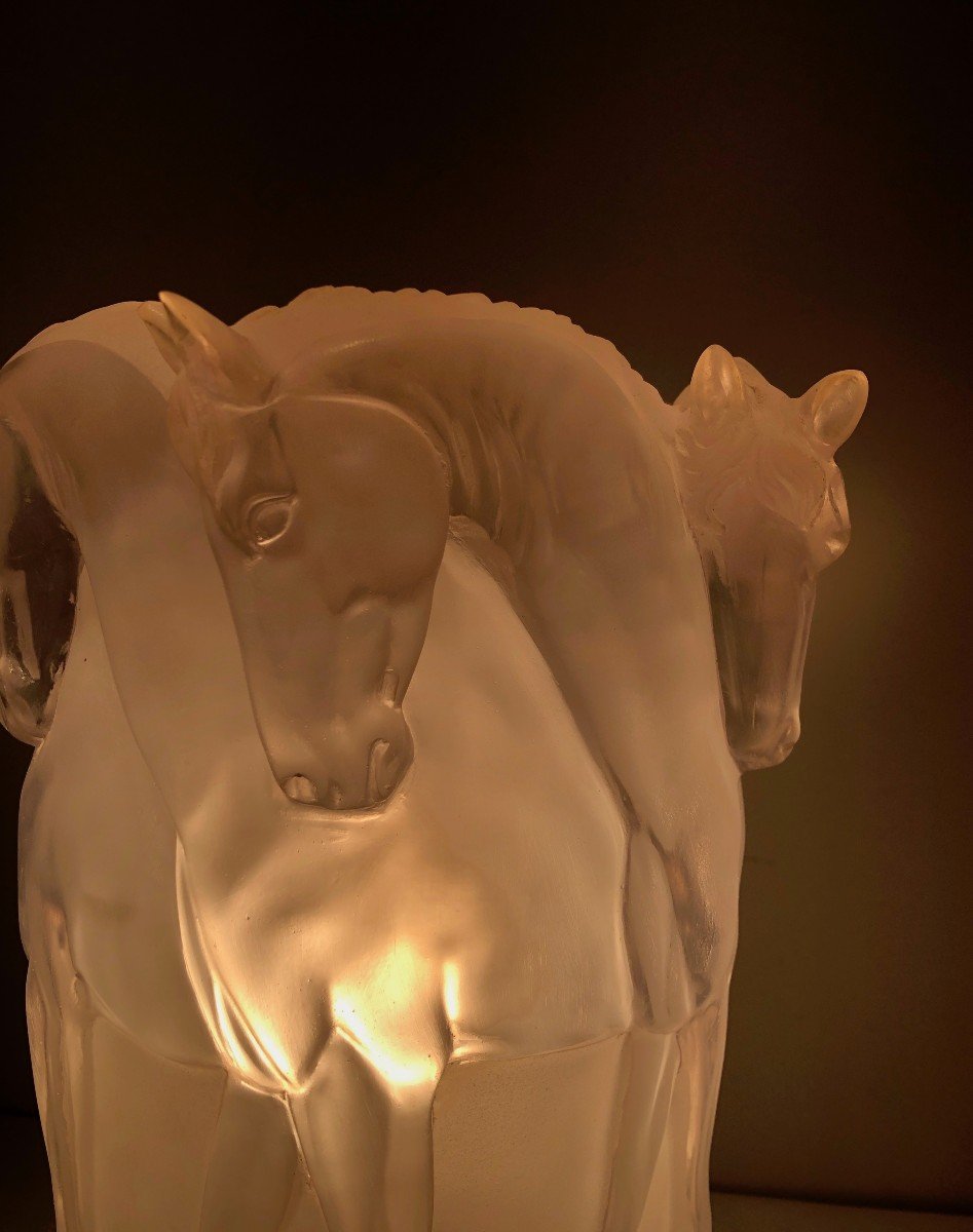 Lucite Horses Table Lamp. French Work,  In The Style Of Maison Lalique. Circa 1970-photo-4