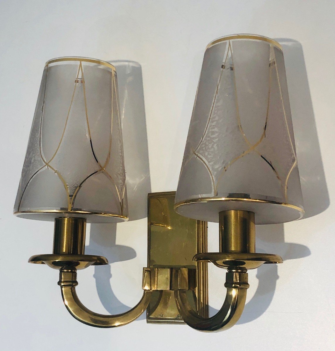 Pair Of Art Deco Brass Wall Lights. French Work In The Style Of Perzel. Circa 1930-photo-3