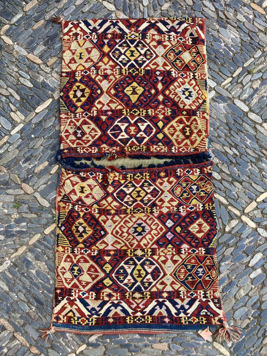 Heybe Double Bag. Maraş - Anatolia. Circa 1930. 130 X 62 Cm