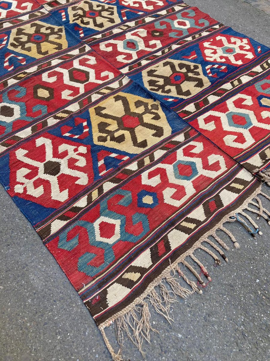 Kilim Kazakh. Circa 1880. 240 x 167 cm-photo-3