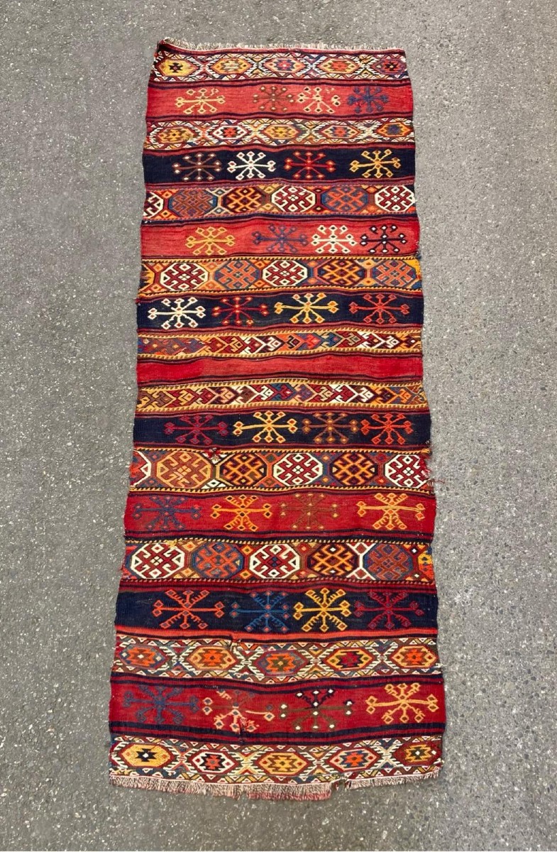 Kilim Adiyaman - Anatolia. Circa 1880. 202 X 74 Cm
