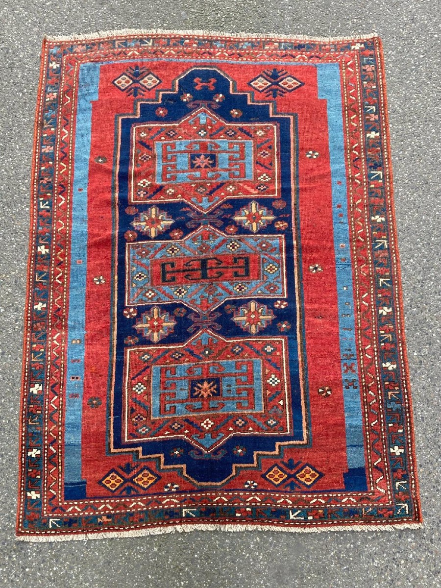 Caucasus Rug. Late 19th Century. 195 X 134 Cm