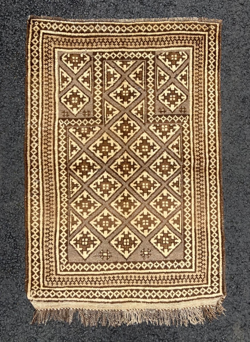 Beluch Rug - Afghanistan. Mid-20th Century. 125 X 85 Cm