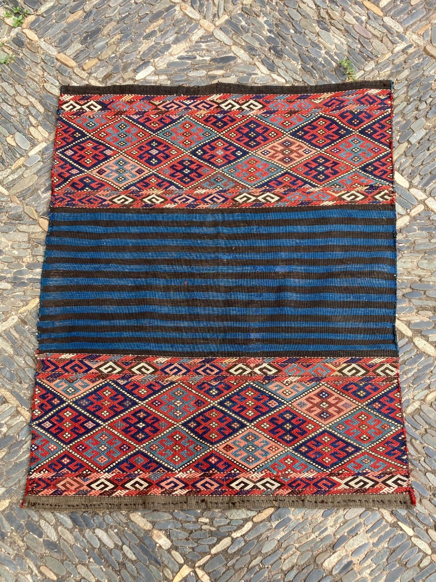 Maffrash Shahsaven. Perse. Circa 1880. 131 x 102 cm