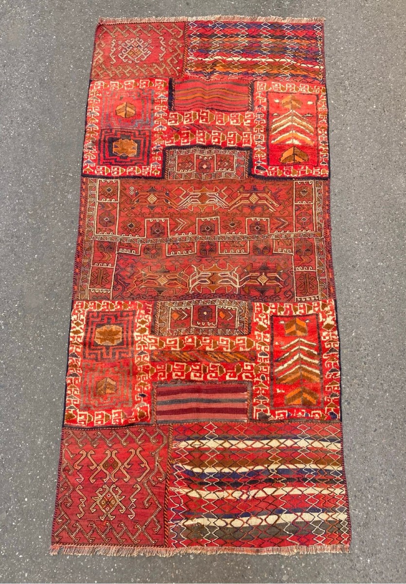 Double sacoche de dromadaire ouverte. Bathiyari - Perse. Circa 1920.230 x 105 cm 