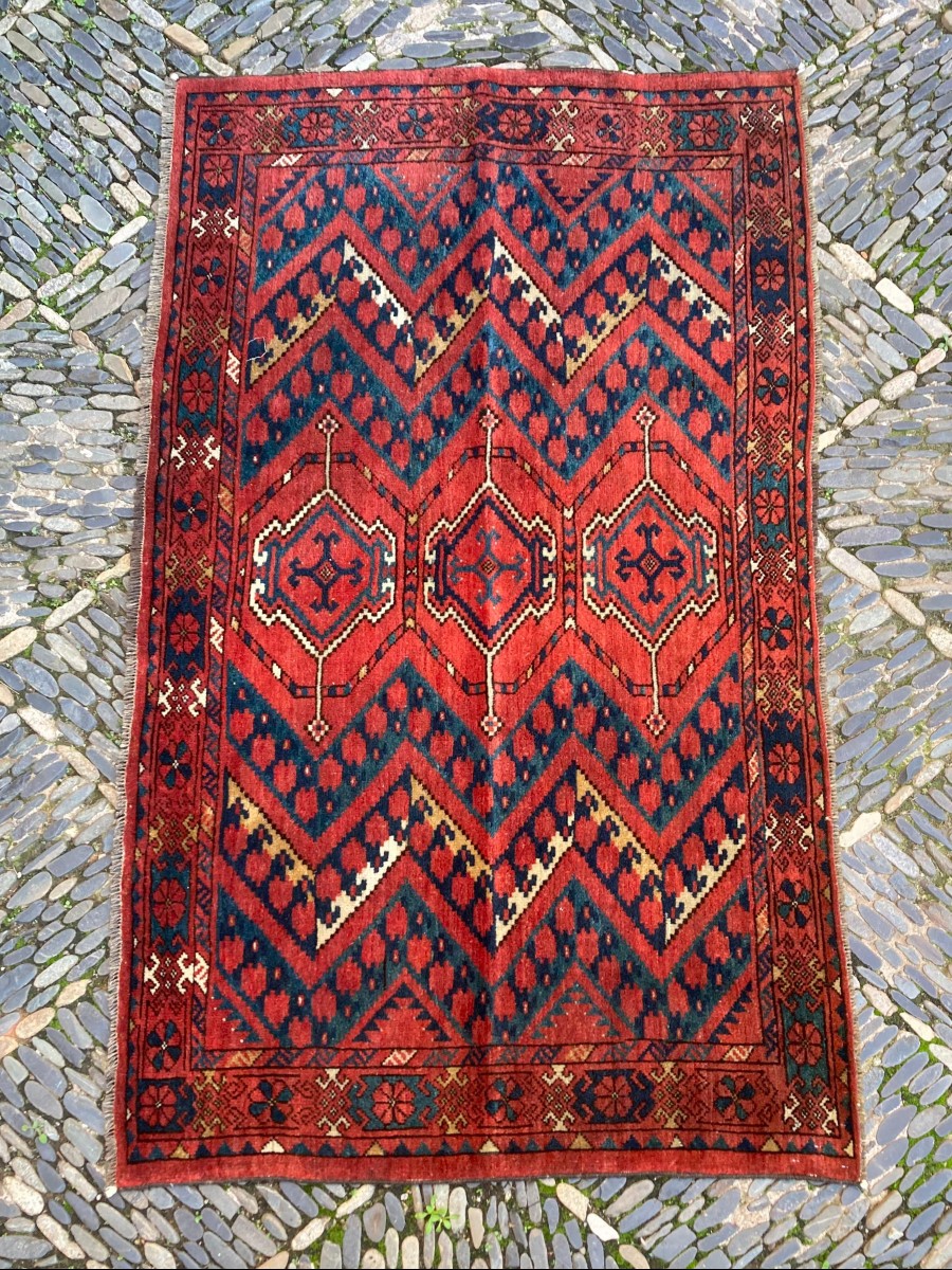 Tapis Bukhara. Turkmen. Circa 1900. 158 x 93 cm