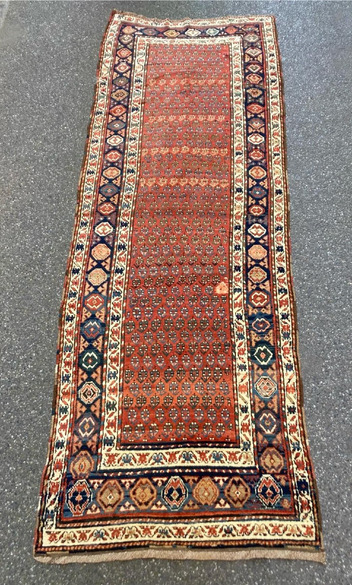 Karabakh Rug - Armenia. Circa 1880. 362 X 116 Cm