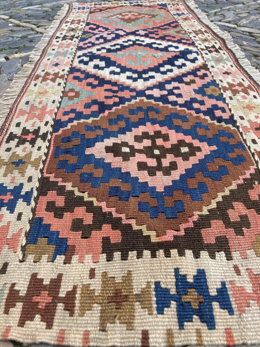 Maffrash Shahsaven. Persian. Circa 1920. 110 X 42 Cm-photo-3