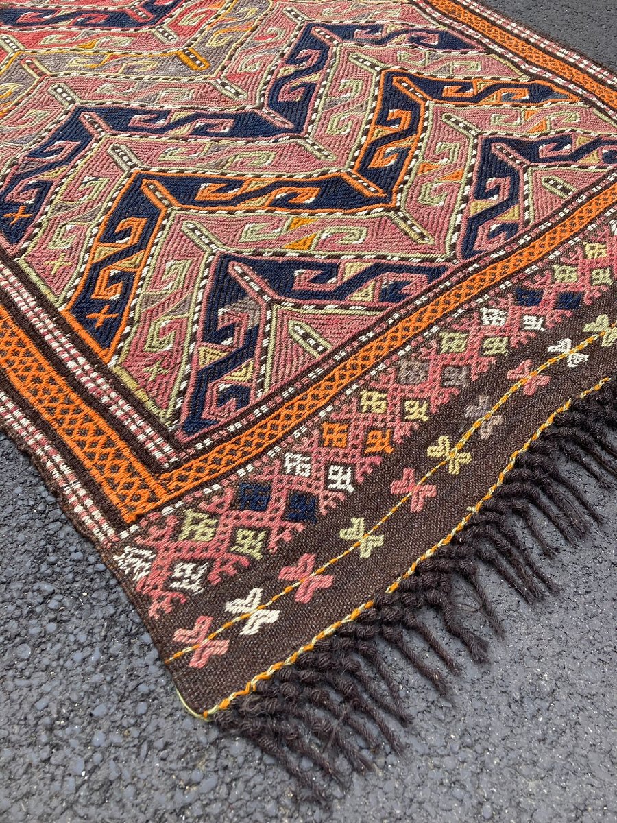Mut Embroidered Kilim / Anatolia. Circa 1920. 212 X 113 Cm-photo-2