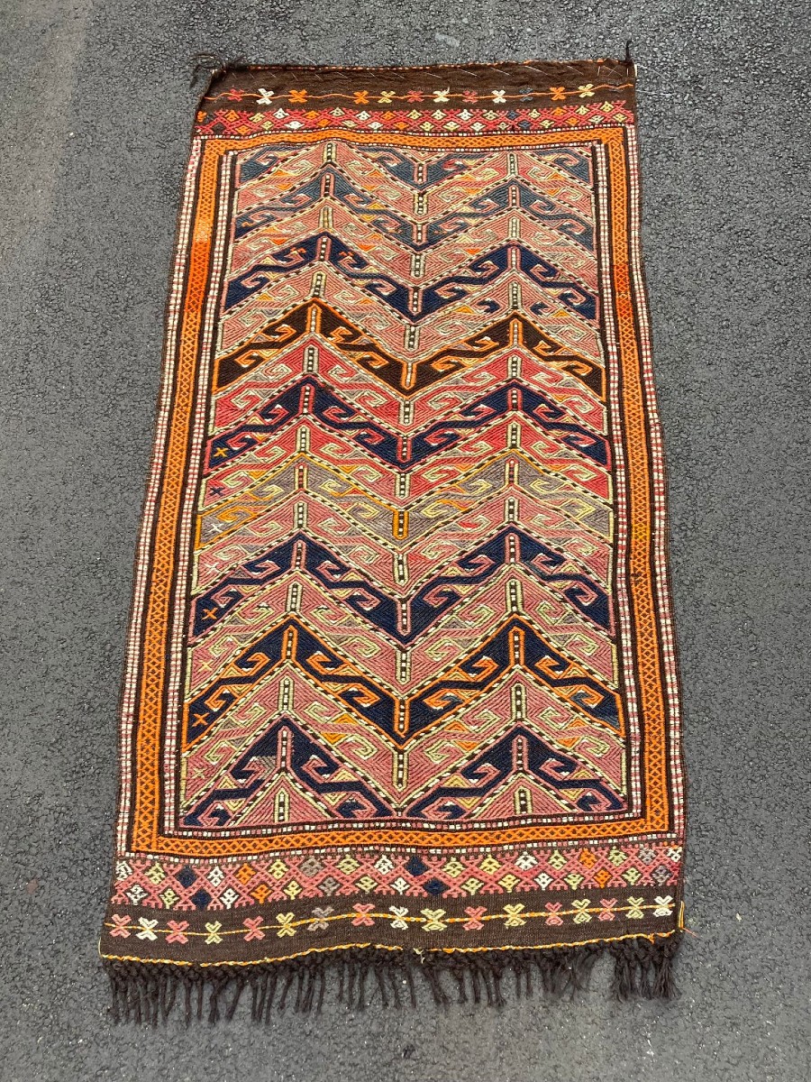Mut Embroidered Kilim / Anatolia. Circa 1920. 212 X 113 Cm