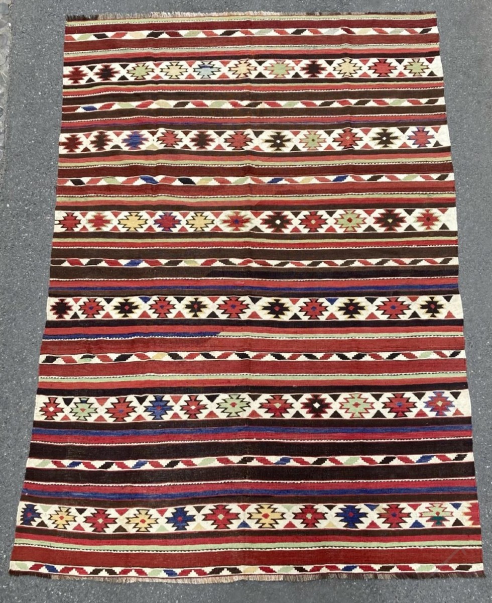Kilim Shirvan - Caucasus. Circa 1920. 270 X 178 Cm