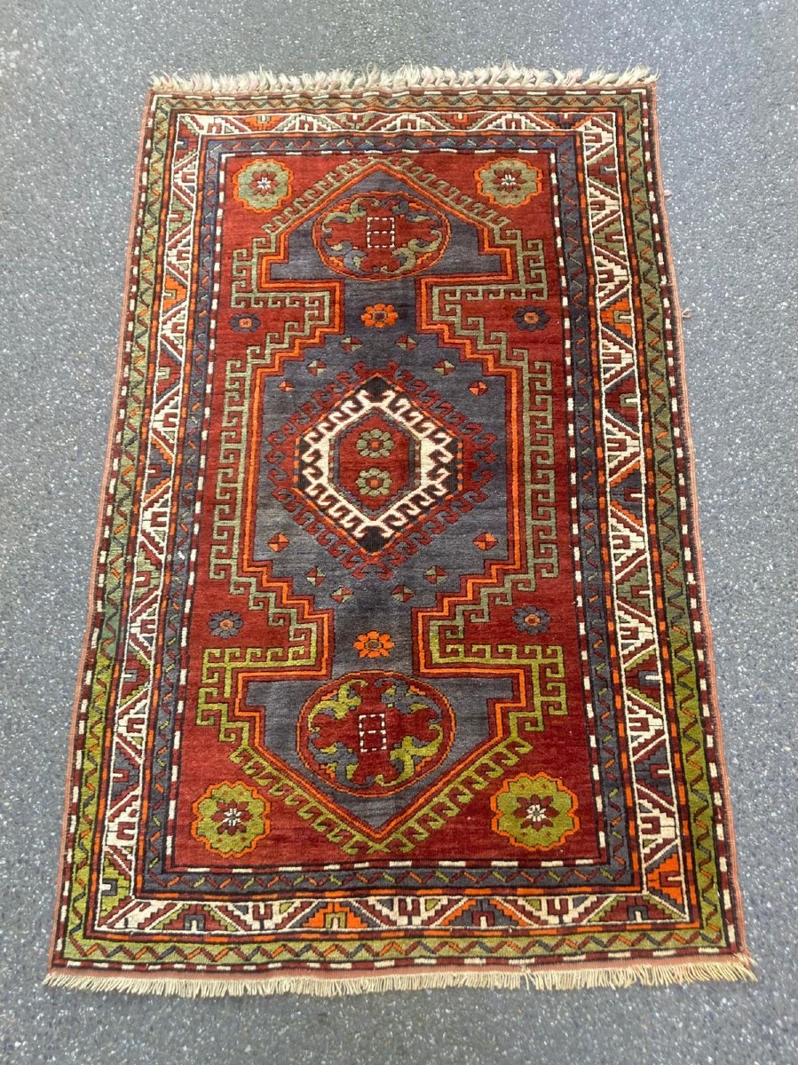 Tapis Kazakh - Caucase. Début 20 ième. 255 x 140 cm