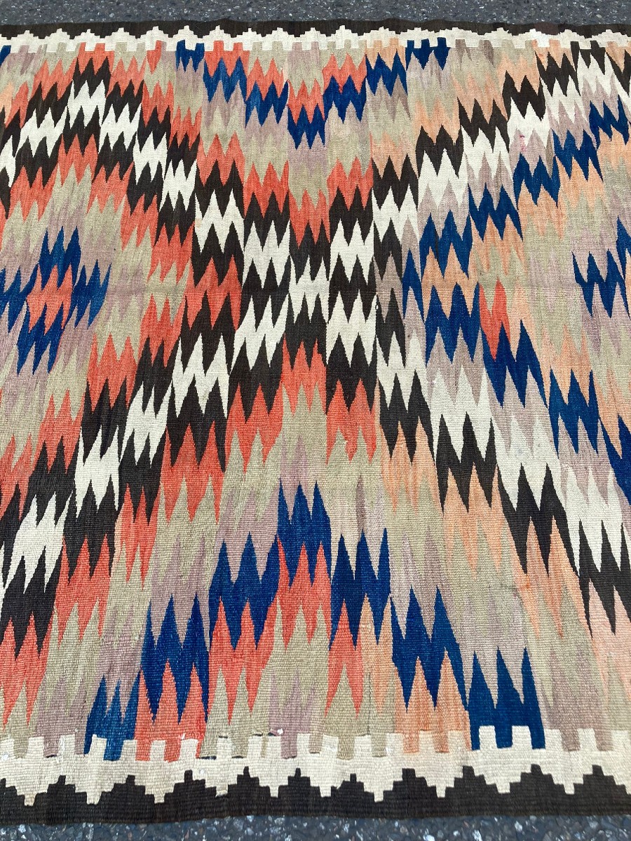 Kilim Qashqai / Veramin. Persian. Mid 20th. 322 X 142 Cm