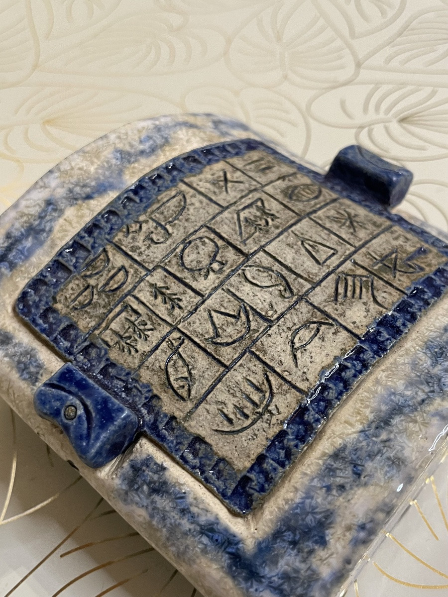 “pictograms” Ceramics By Claude Agier Mollinari -photo-2