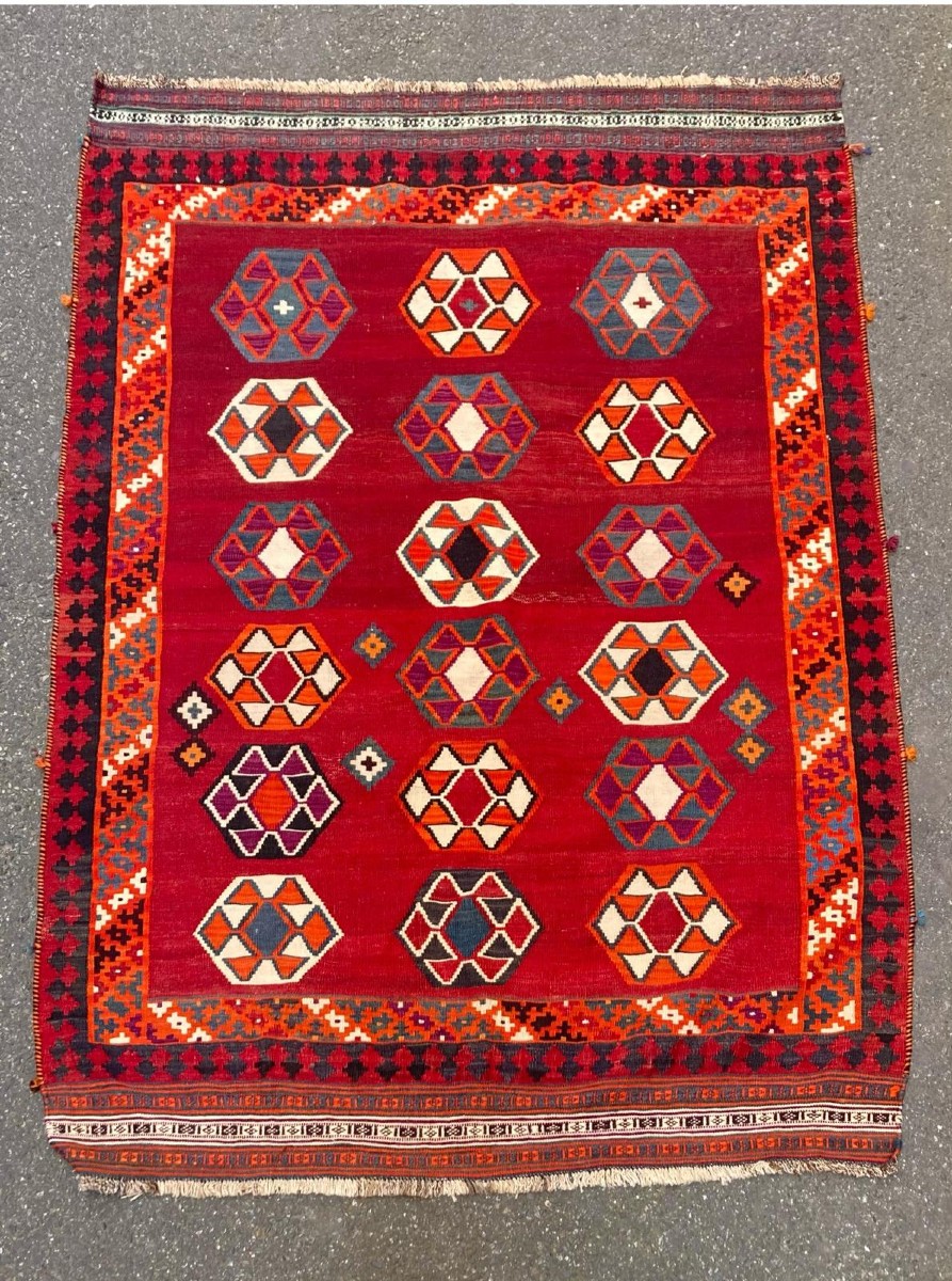 Kilim Qashqai - Iran. Circa 1950.  230 x 153 cm