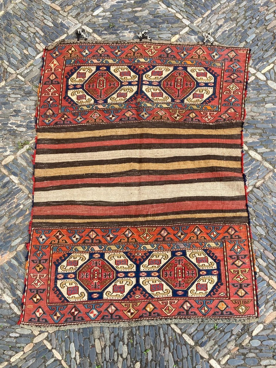 Maffrash Shahsaven. Persian. Early 20th. 154 X 105cm