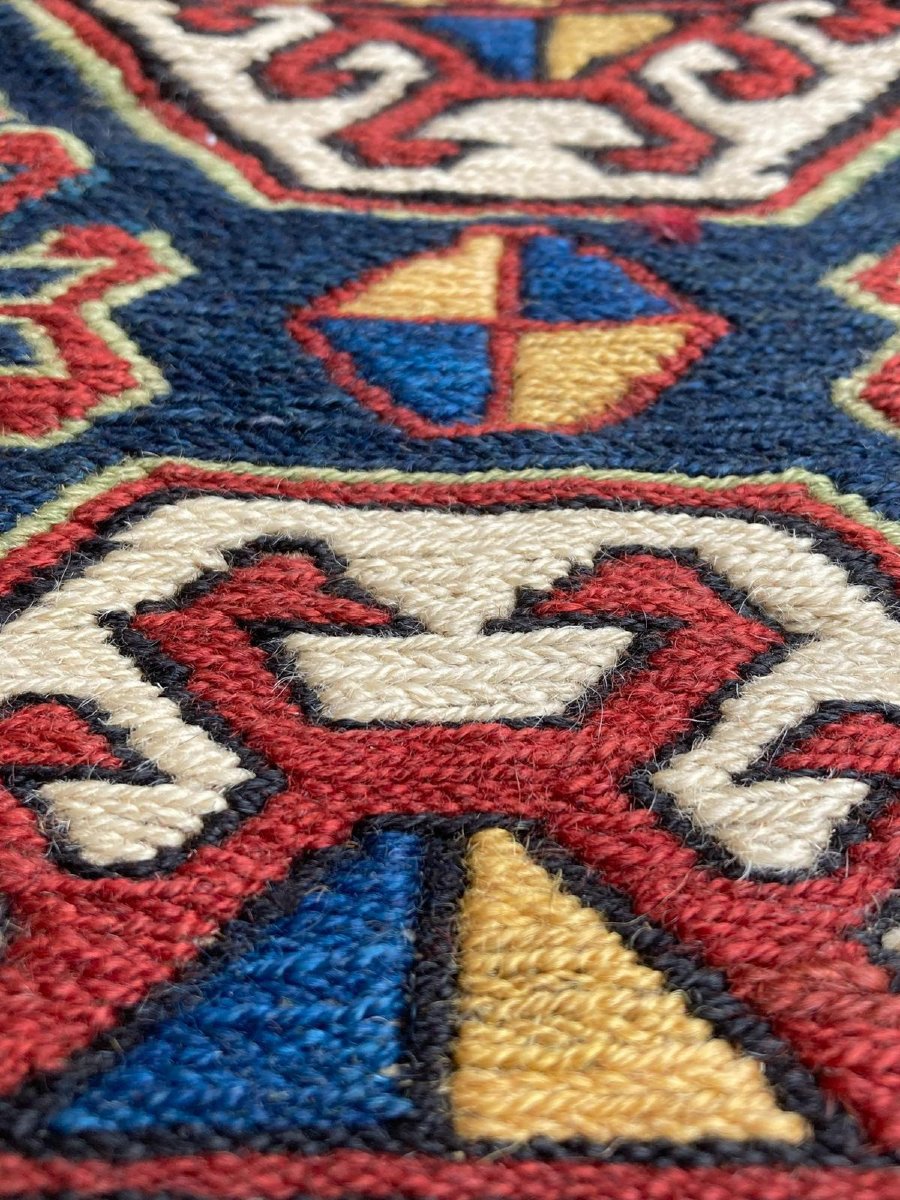 Maffrash Karabag Caucase. Circa 1900. 163 x 104 cm-photo-2