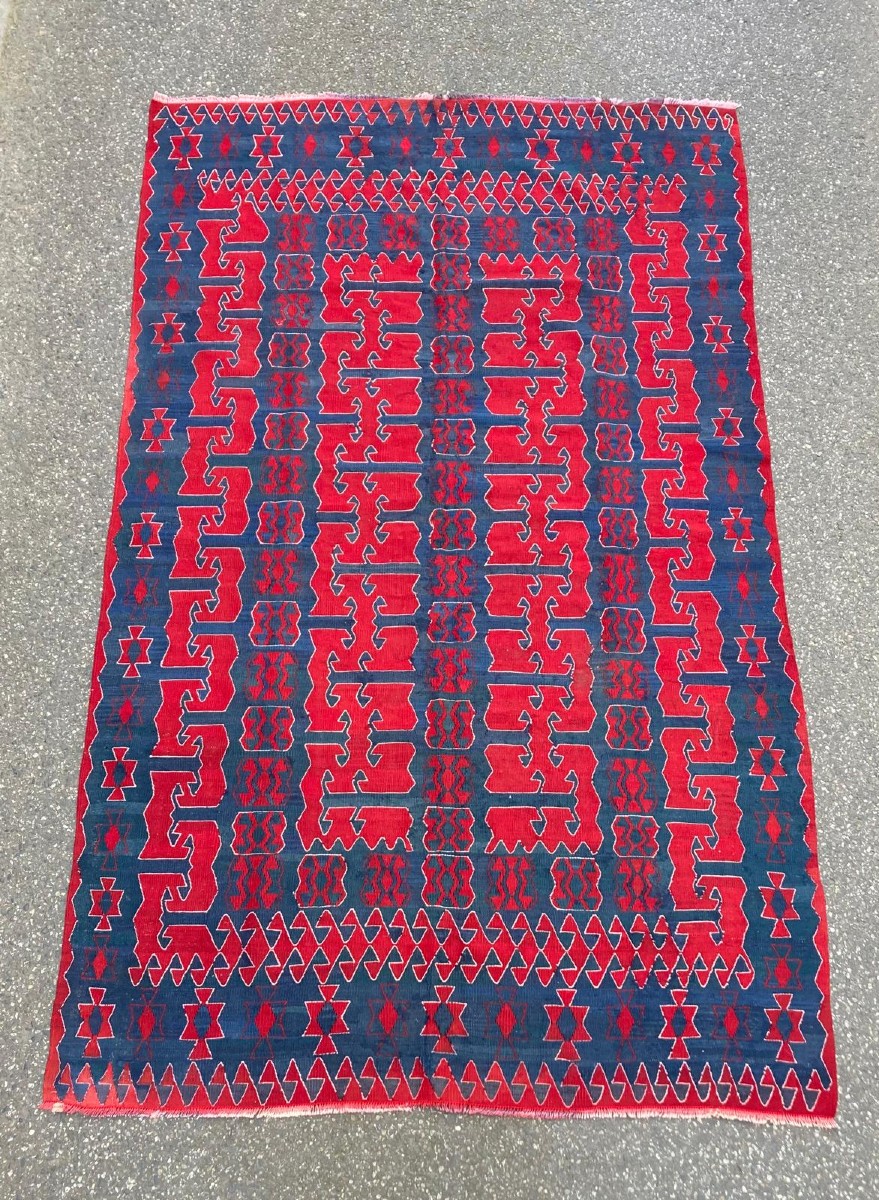 Yüncü Kilim Bergama - Anatolie. Milieu 20 ième. 275 x 164 cm