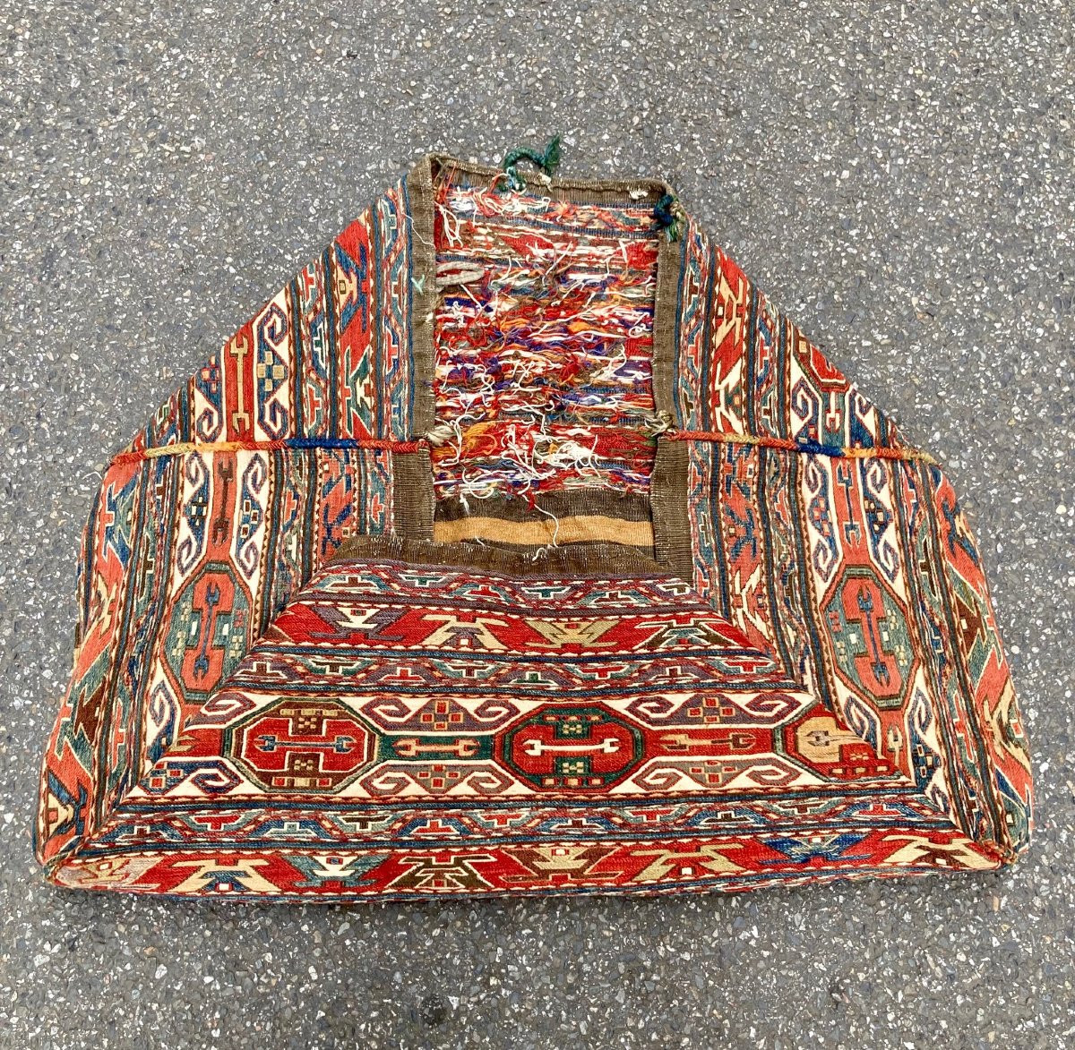 Maffrash Karabakh. Armenia. Caucasus. Circa 1850. 100 X 50 X 40 Cm-photo-3