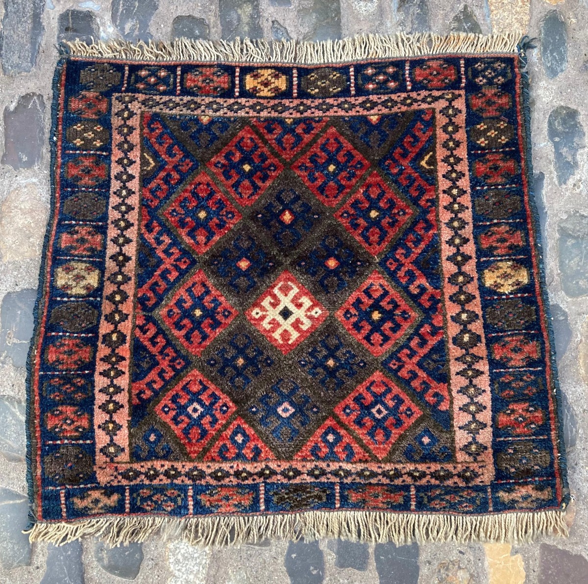 Khorjin / Satchel Face. Qashqai. Persian. Circa 1900. 60 X 52 Cm