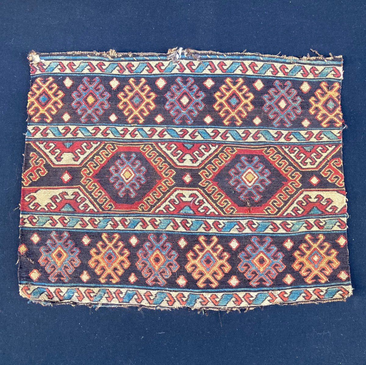 Maffrash Karabag Caucase. Circa 1880. 53 x 43 cm-photo-2