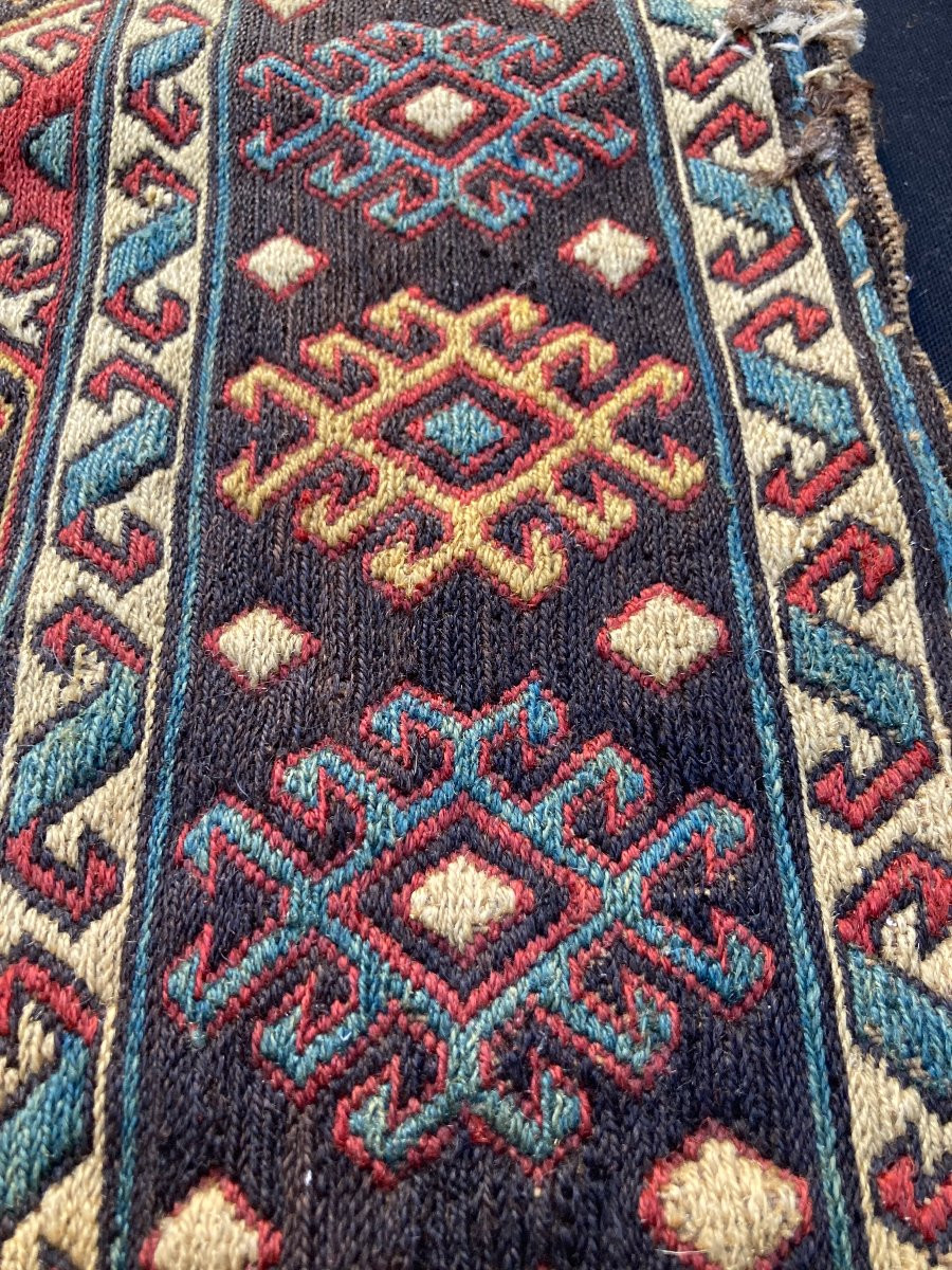 Maffrash Karabag Caucase. Circa 1880. 53 x 43 cm-photo-2