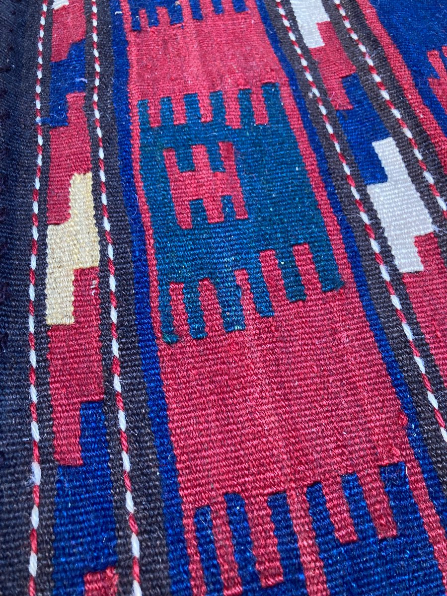 Paire de fragments de Maffrash Shahsaven / Perse. Circa 1880. 55 x 47  cm (x2)-photo-2