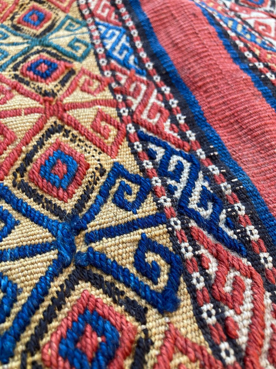 Kilim entièrement brodé. Shahsaven / Perse. Circa 1880. 152 x 110 cm-photo-1